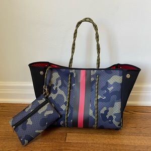 CHEVAUX Neoprene Tote - Waterproof and Washable